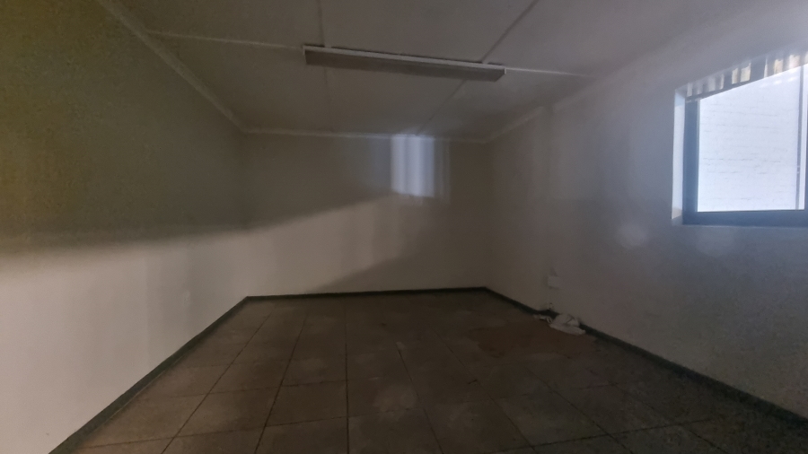 To Let commercial Property for Rent in Montague Gardens Western Cape